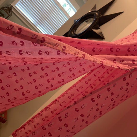 Super cute dress never worn. Would have but doesnt fit me. Sooo cute!! Caftan - Picture 6 of 7